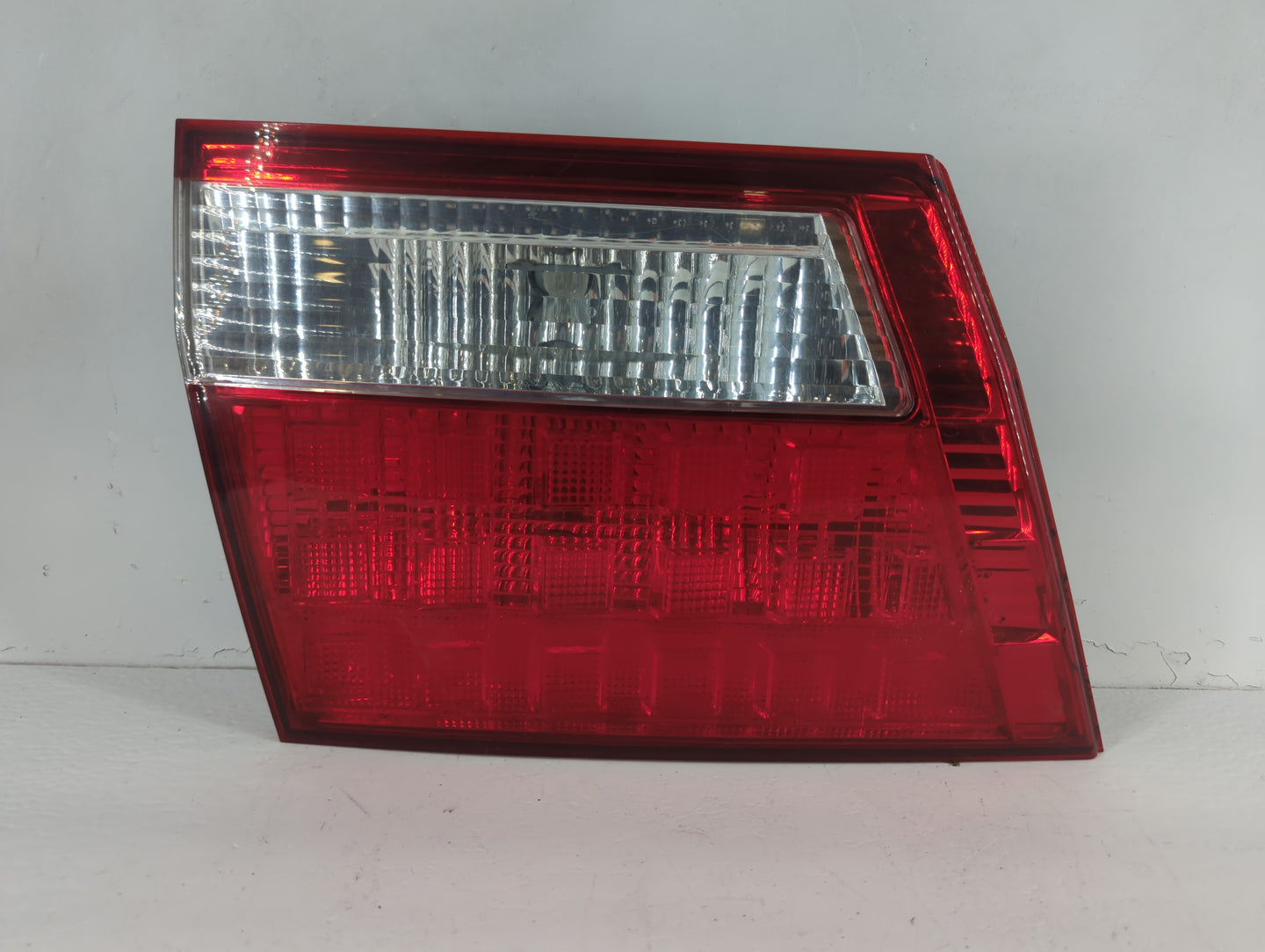 2007 Honda Odyssey Tail Light Assembly Driver Left OEM Fits OEM Used Auto Parts - Oemusedautoparts1.com