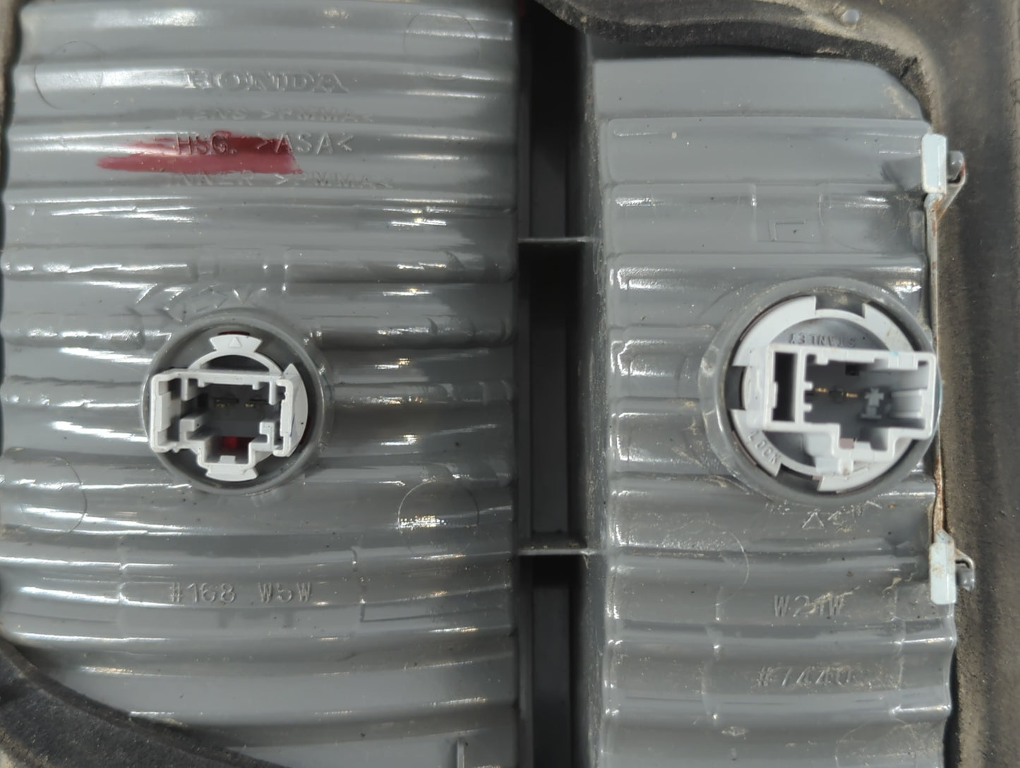 2007 Honda Odyssey Tail Light Assembly Driver Left OEM Fits OEM Used Auto Parts - Oemusedautoparts1.com