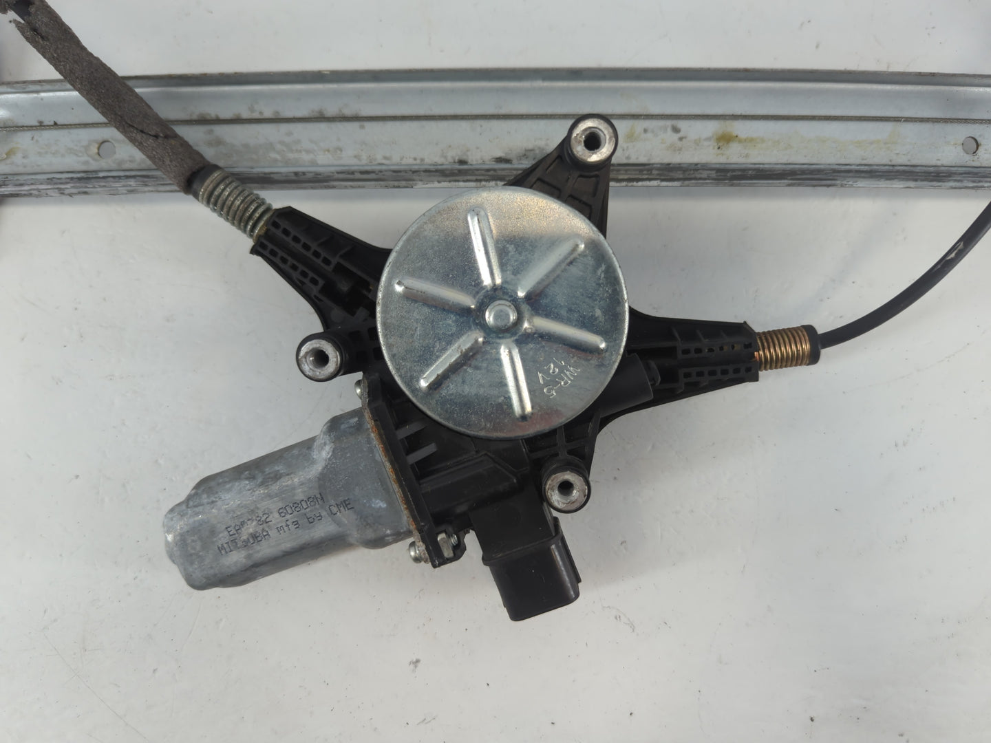 2005-2010 Honda Odyssey Used Window Regulator Passenger Front 1047929 - Oemusedautoparts1.com