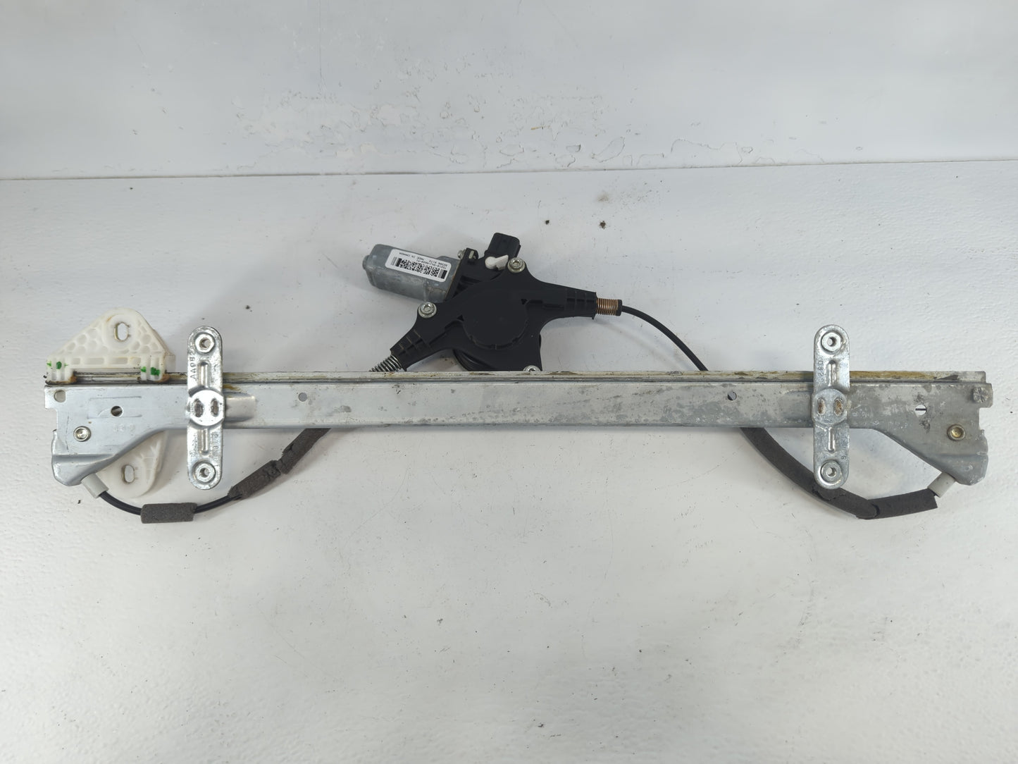 2005-2010 Honda Odyssey Used Window Regulator Passenger Front 1047929 - Oemusedautoparts1.com