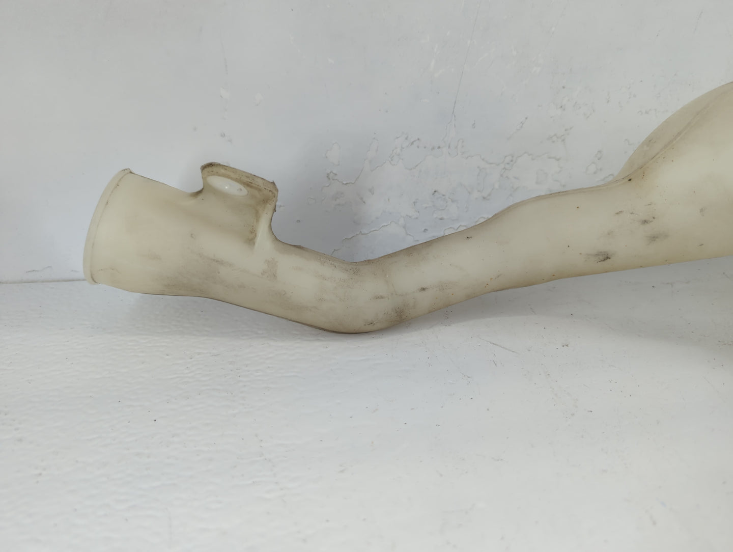 2005-2010 Honda Odyssey Windshield Washer Fluid Reservoir Bottle Oem - Oemusedautoparts1.com