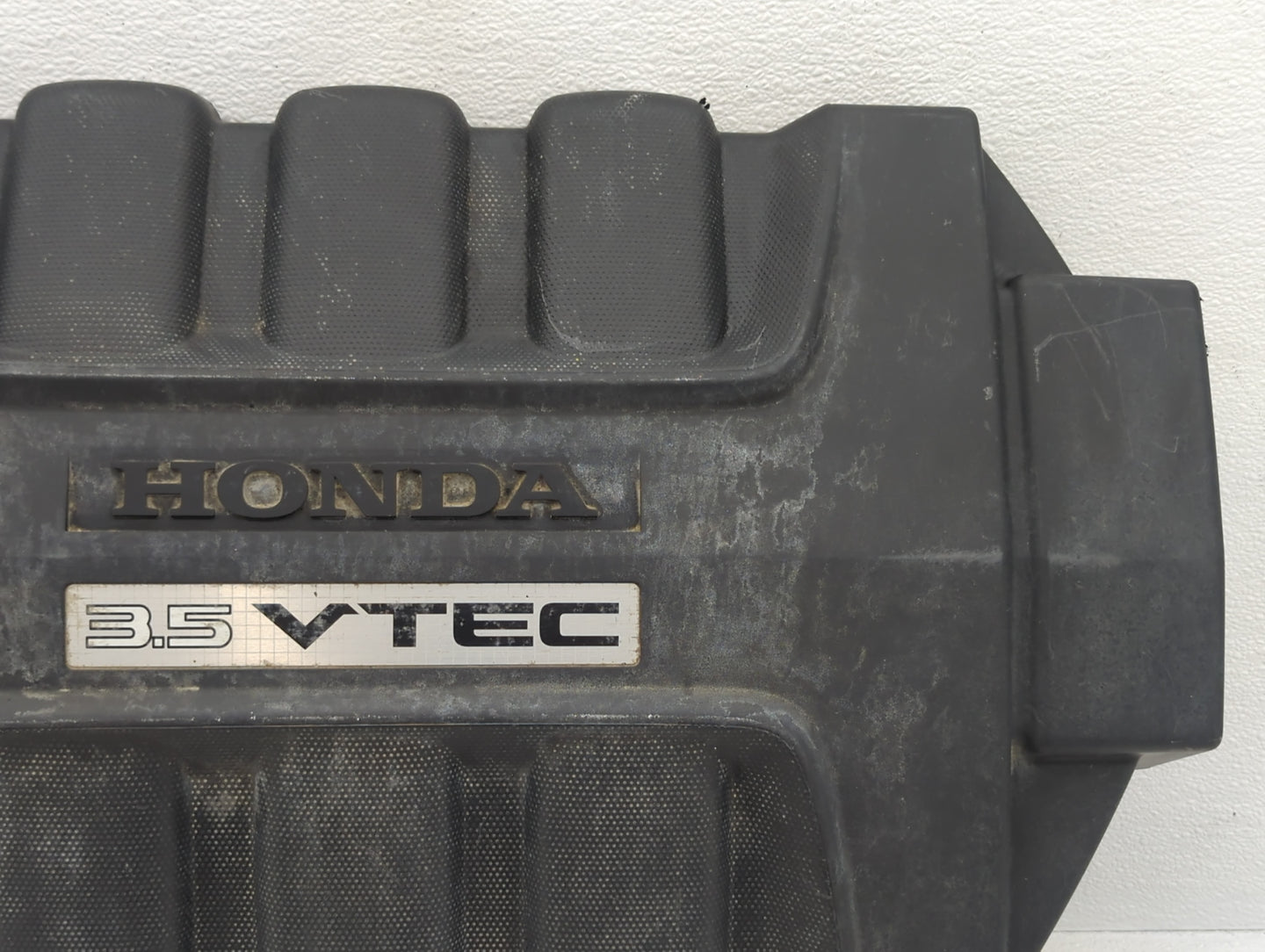 2007 Honda Odyssey Engine Cover - Oemusedautoparts1.com