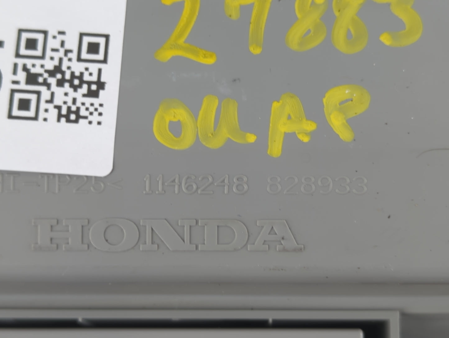 2007 Honda Odyssey Overhead Roof Console - Oemusedautoparts1.com