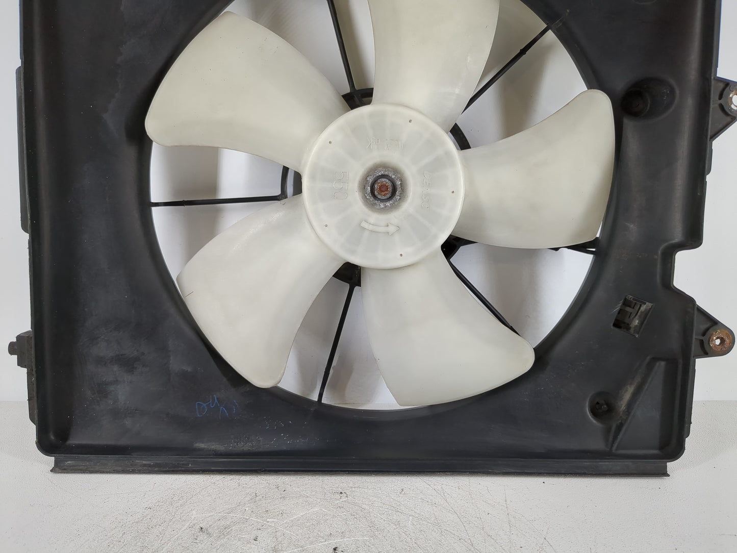 2005-2010 Honda Odyssey Electric Radiator Cooling Fan Motor Assembly Fits Fits 2005 2006 2007 2008 2009 2010 OEM Used Auto P