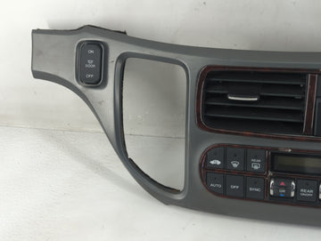 2005-2007 Honda Odyssey Climate Control Module Temperature AC/Heater Replacement P/N:SHJ-A010-A2 Fits Fits 2005 2006 2007 OEM Used Auto Parts