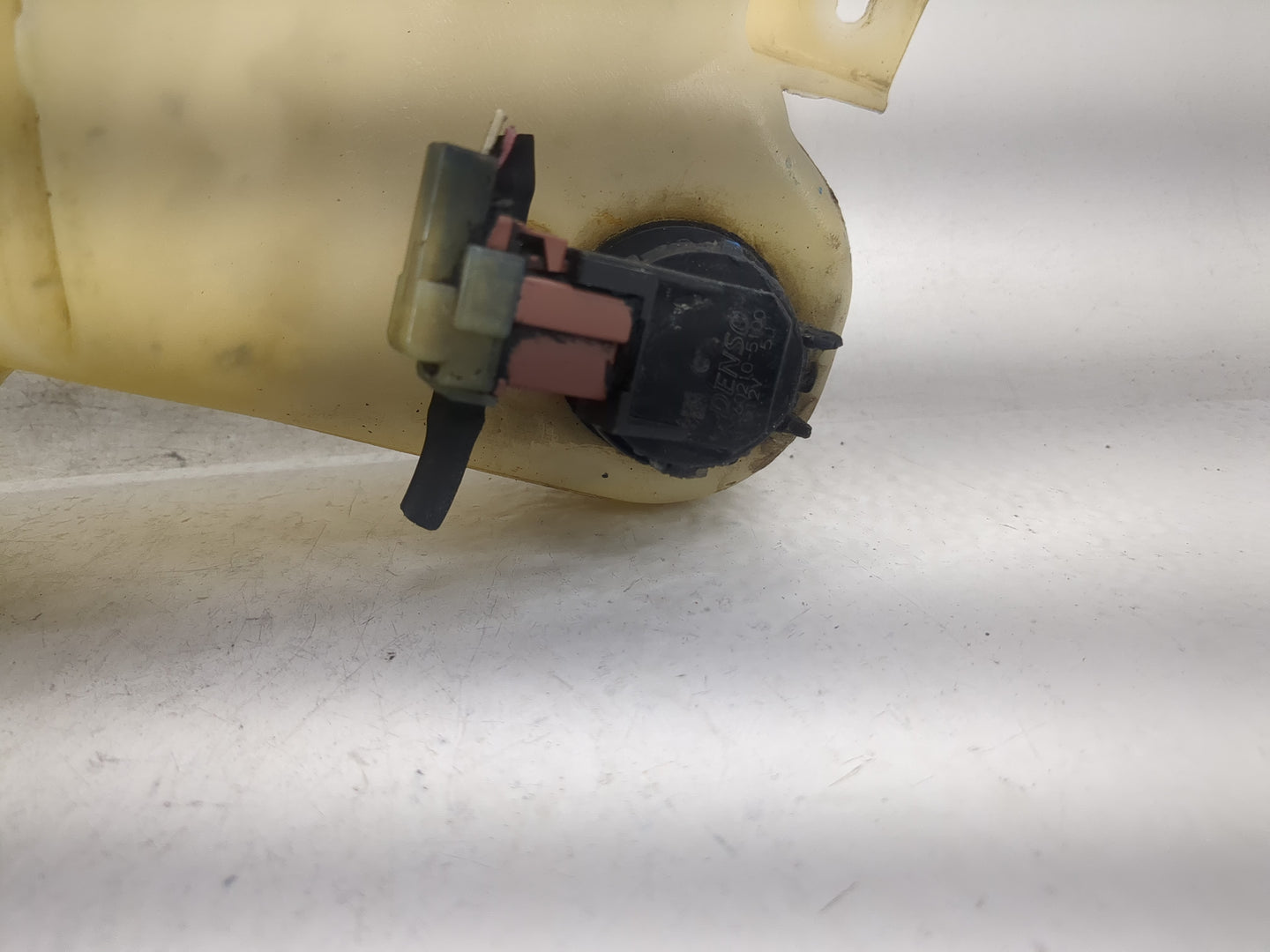 2005-2010 Honda Odyssey Windshield Washer Fluid Reservoir Bottle Oem - Oemusedautoparts1.com