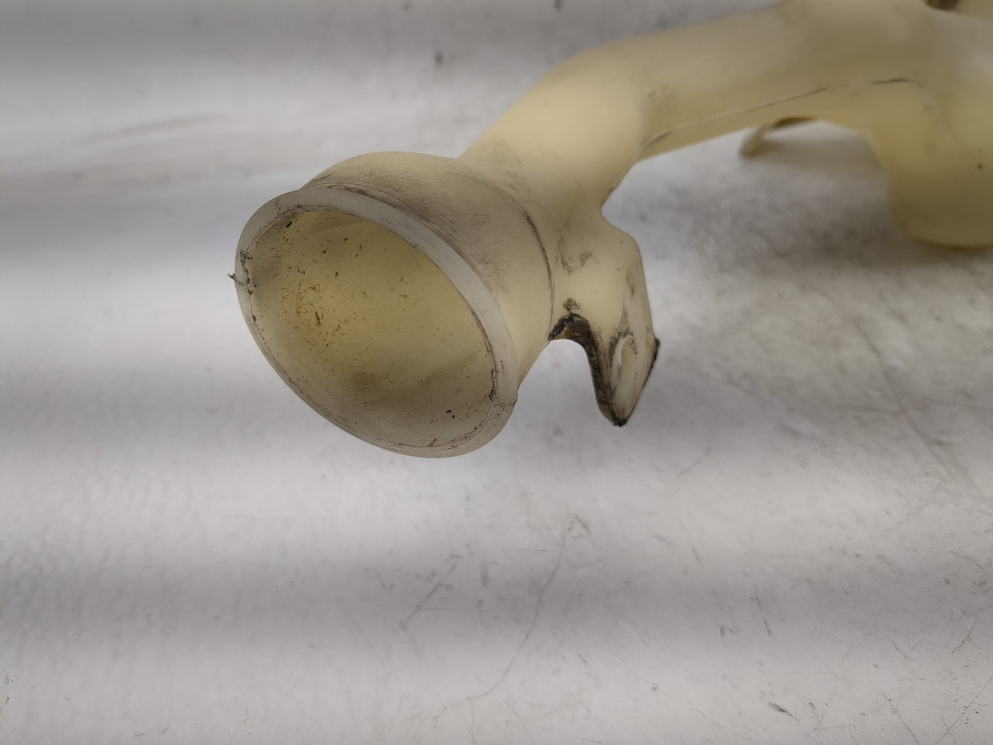 2005-2010 Honda Odyssey Windshield Washer Fluid Reservoir Bottle Oem - Oemusedautoparts1.com