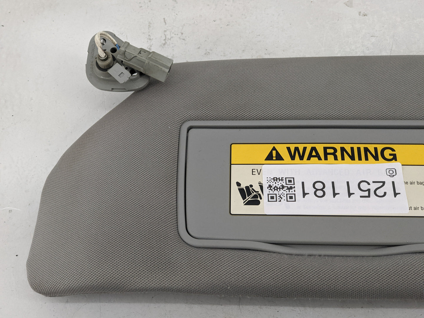 2006-2010 Honda Odyssey Sun Visor Shade Replacement Driver Left Mirror Fits Fits 2006 2007 2008 2009 2010 OEM Used Auto Part