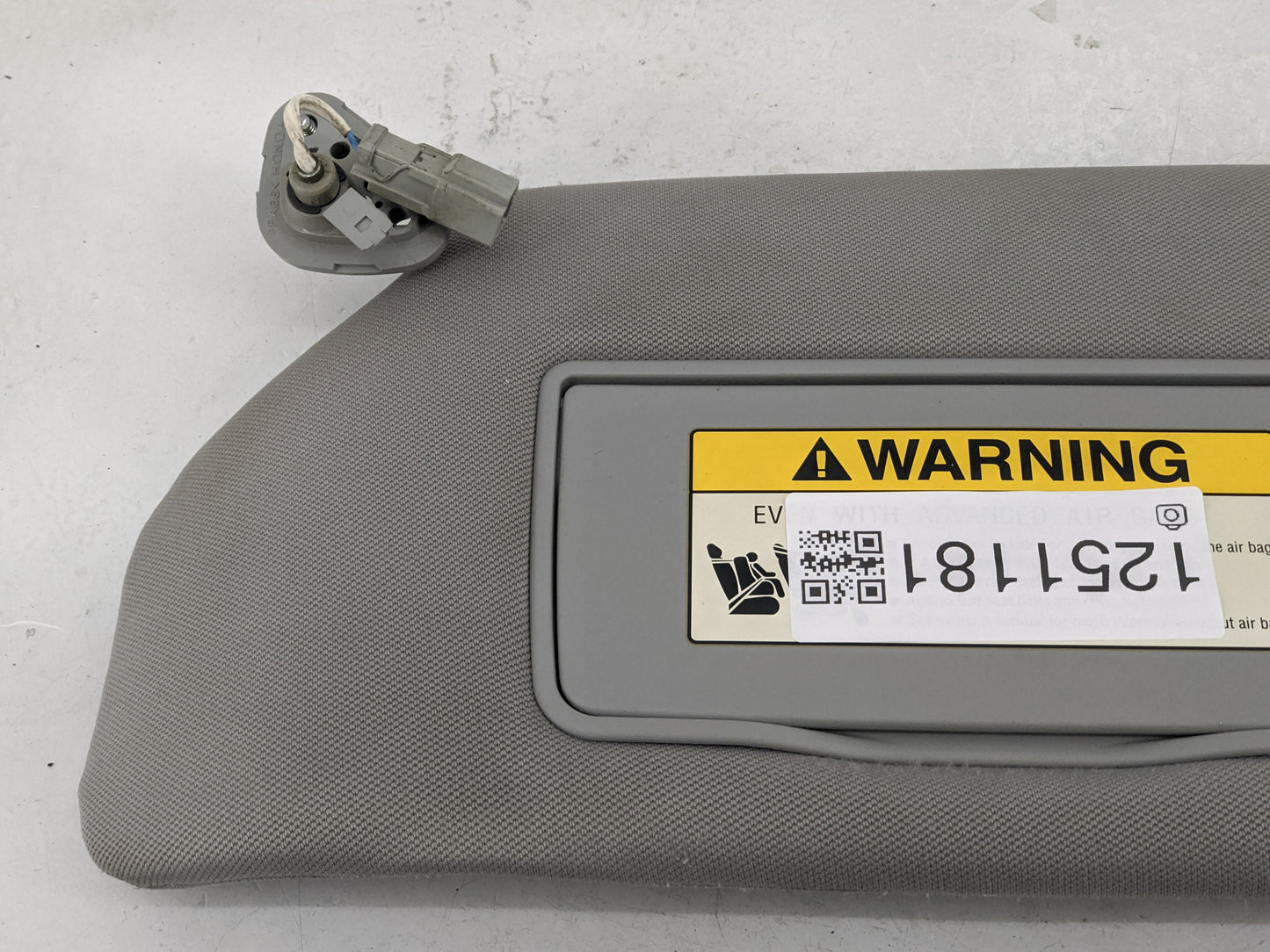 2006-2010 Honda Odyssey Sun Visor Shade Replacement Driver Left Mirror Fits Fits 2006 2007 2008 2009 2010 OEM Used Auto Part