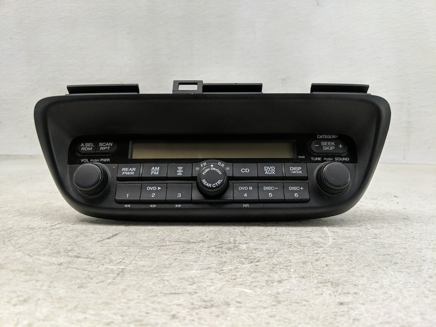 2005-2010 Honda Odyssey Radio AM FM Cd Player Receiver Replacement Fits Fits 2005 2006 2007 2008 2009 2010 OEM Used Auto Par