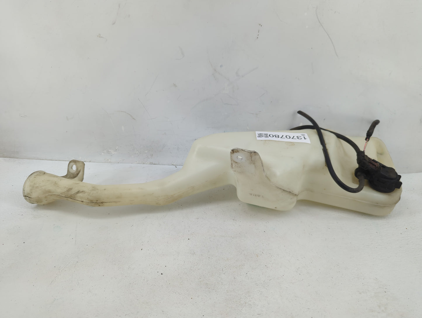 2005-2010 Honda Odyssey Windshield Washer Fluid Reservoir Bottle Oem - Oemusedautoparts1.com