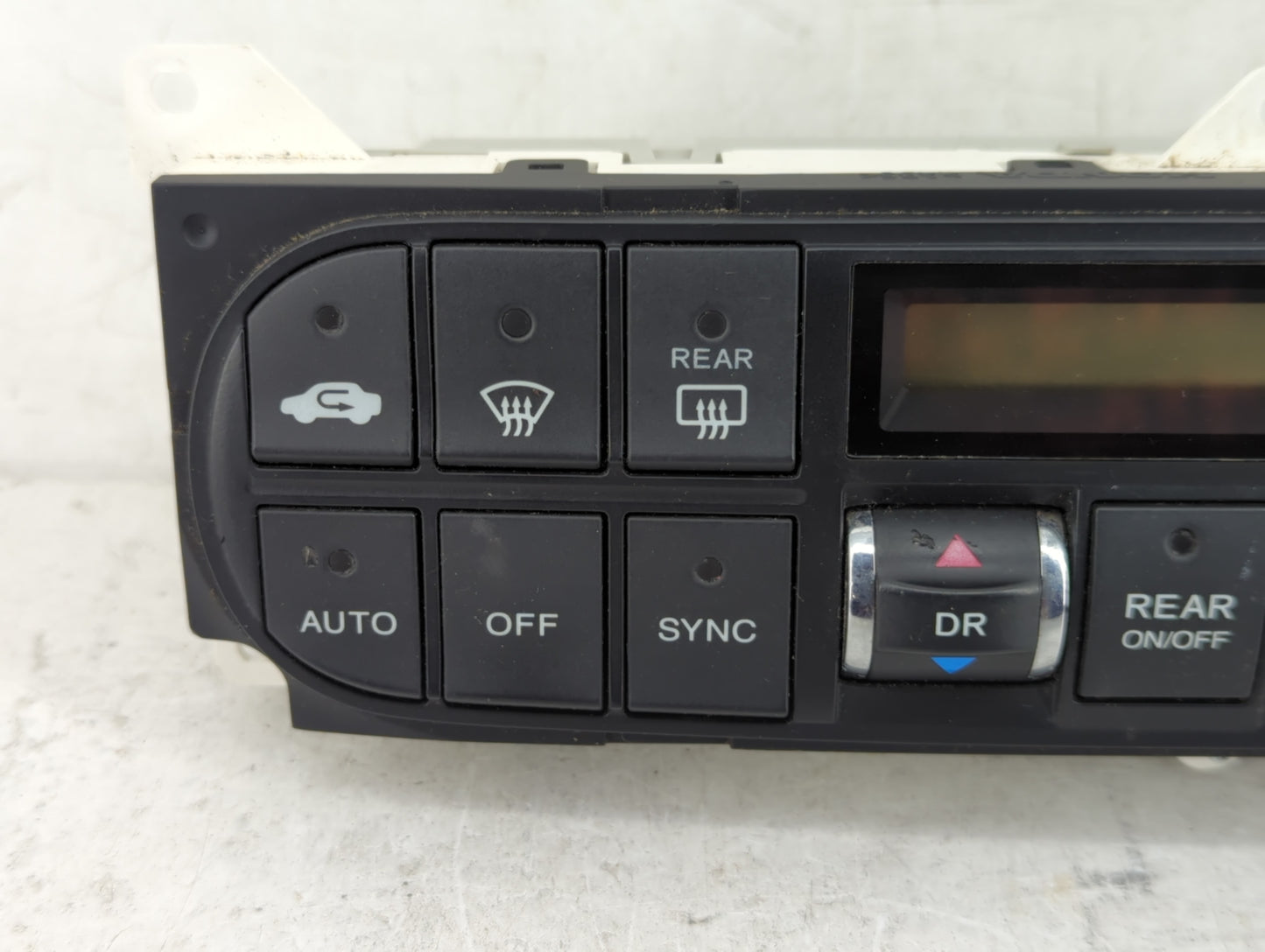 2005-2007 Honda Odyssey Climate Control Module Temperature AC/Heater Replacement P/N:SHJ-A012-A2 Fits Fits 2005 2006 2007 OE