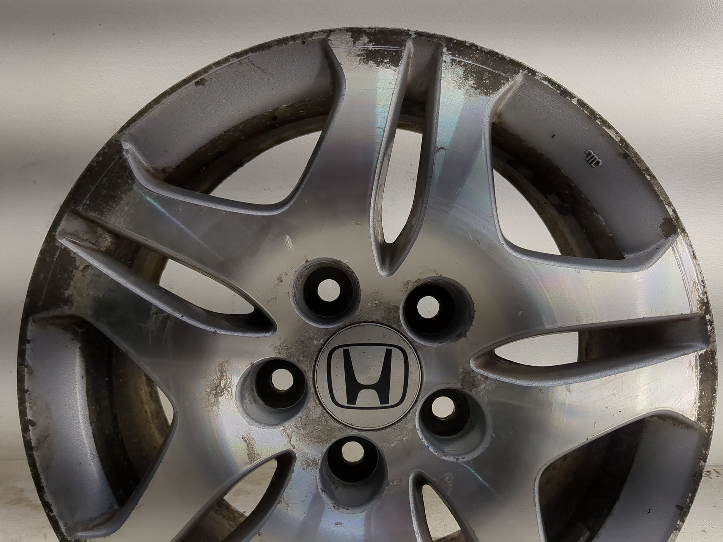 2007-2010 Honda Odyssey Oem Wheel Rim 1374724 - Oemusedautoparts1.com