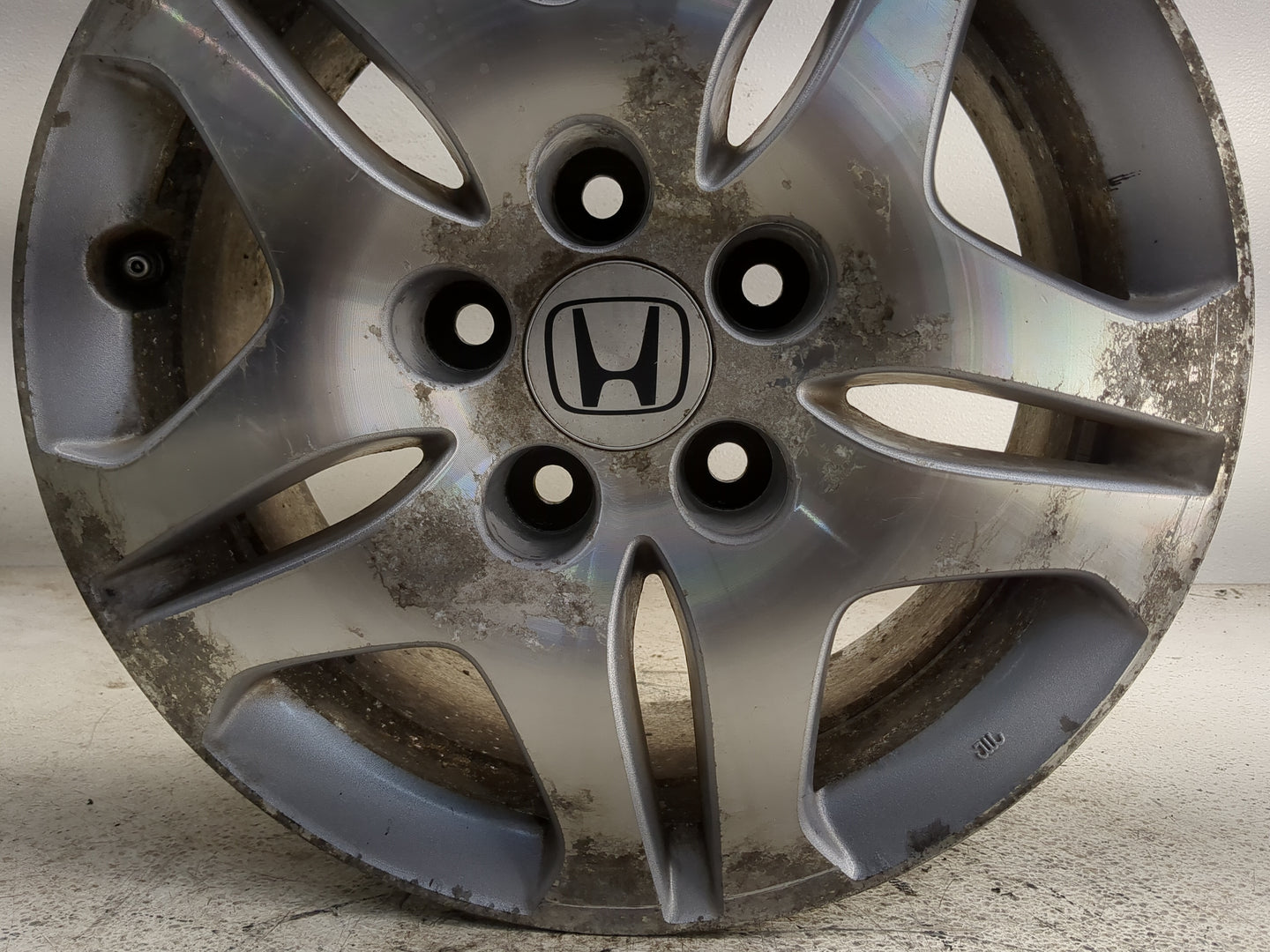 2007-2010 Honda Odyssey Oem Wheel Rim 1374725 - Oemusedautoparts1.com