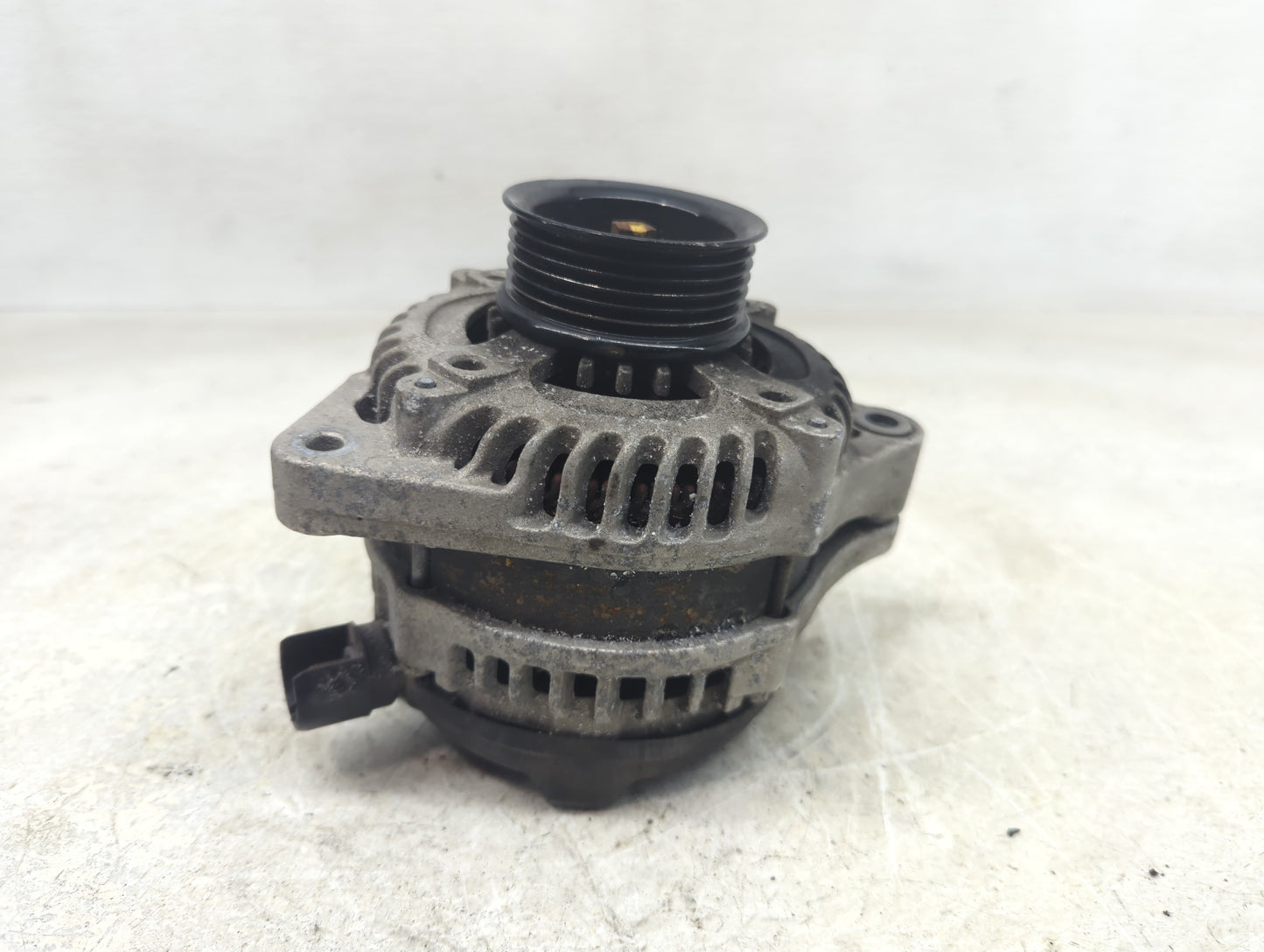 2007 Honda Odyssey Alternator Replacement Generator Charging Assembly Engine OEM P/N:60891D Fits Fits 2005 2006 2008 2009 OE