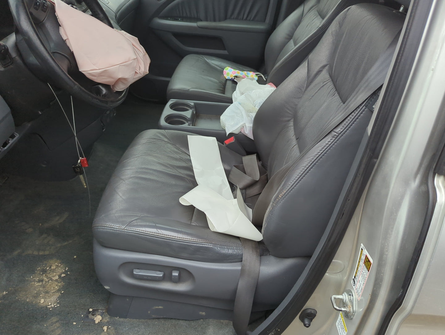2007-2007 Honda Odyssey Driver Front Seat Oem - Oemusedautoparts1.com