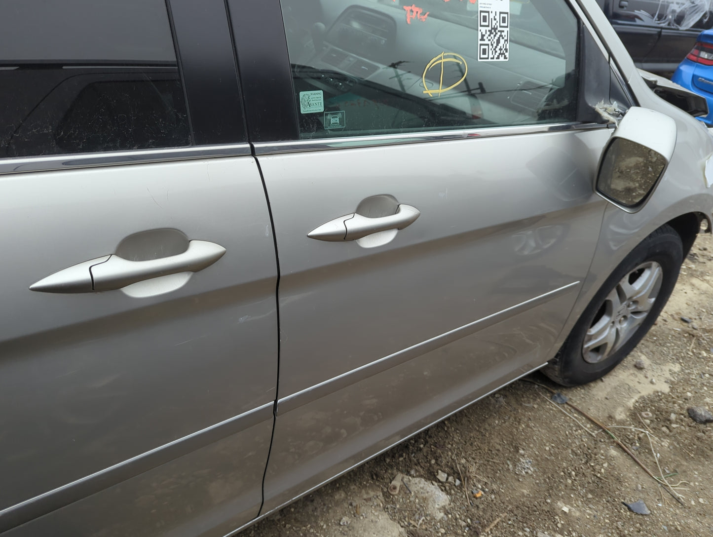 2005-2007 Honda Odyssey Passenger Front Door Oem 1385534 - Oemusedautoparts1.com