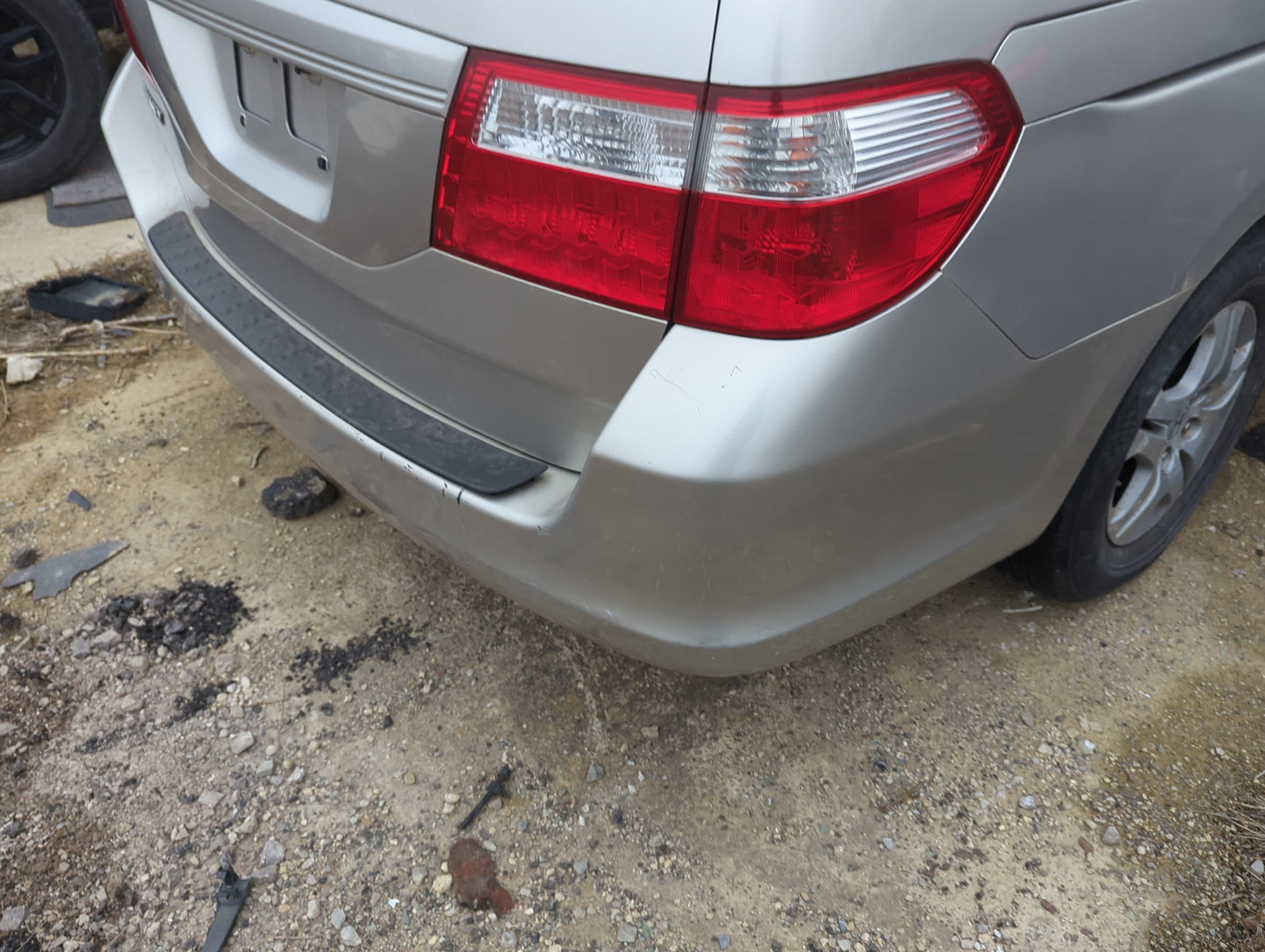 2005-2010 Honda Odyssey Rear Bumper Assembly Oem - Oemusedautoparts1.com