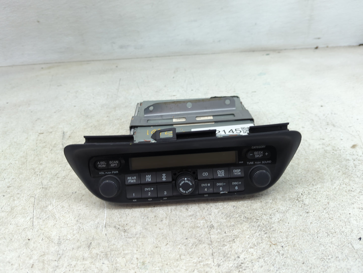 2005-2010 Honda Odyssey Radio AM FM Cd Player Receiver Replacement Fits Fits 2005 2006 2007 2008 2009 2010 OEM Used Auto Par