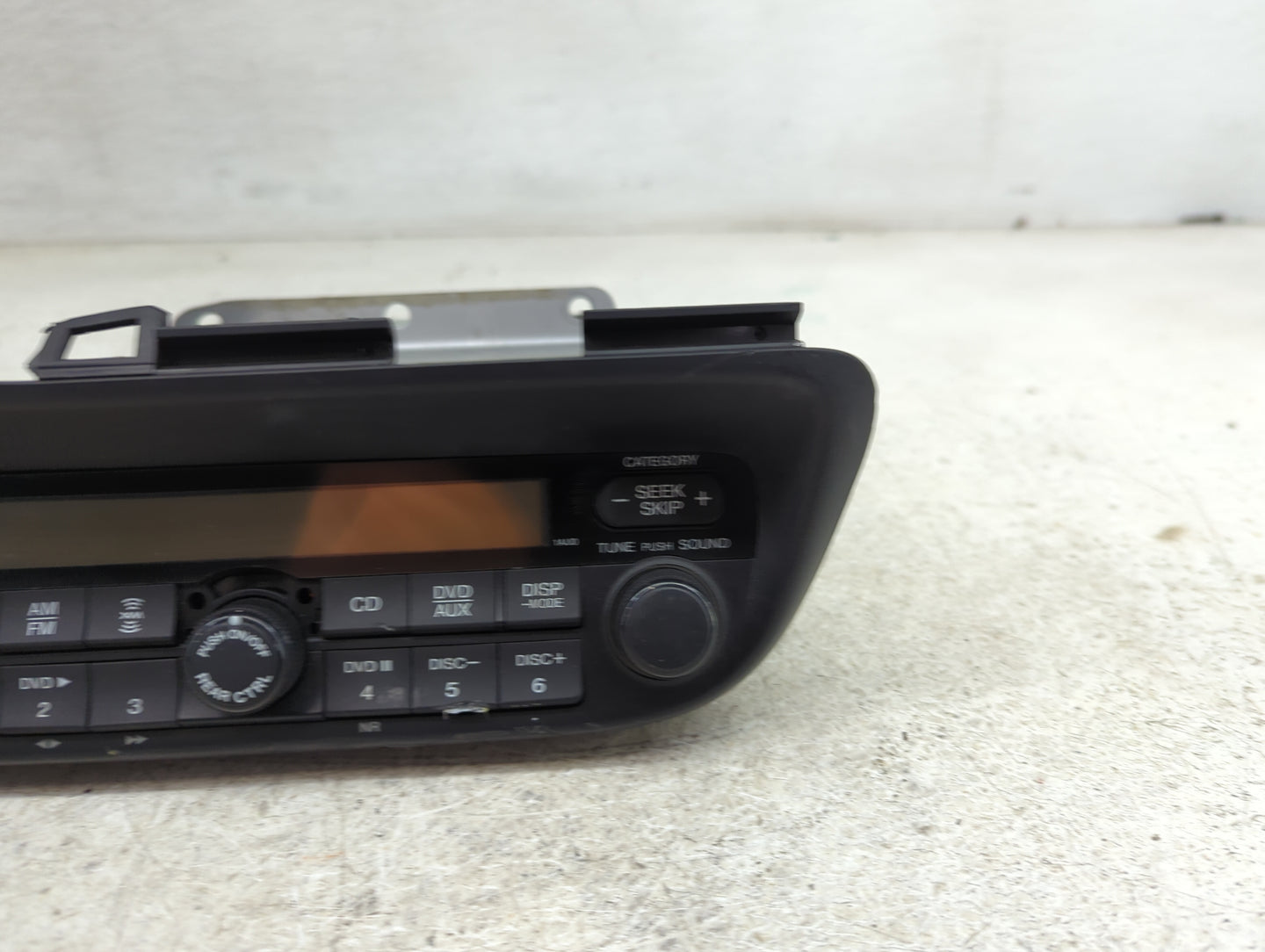 2005-2010 Honda Odyssey Radio AM FM Cd Player Receiver Replacement Fits Fits 2005 2006 2007 2008 2009 2010 OEM Used Auto Par