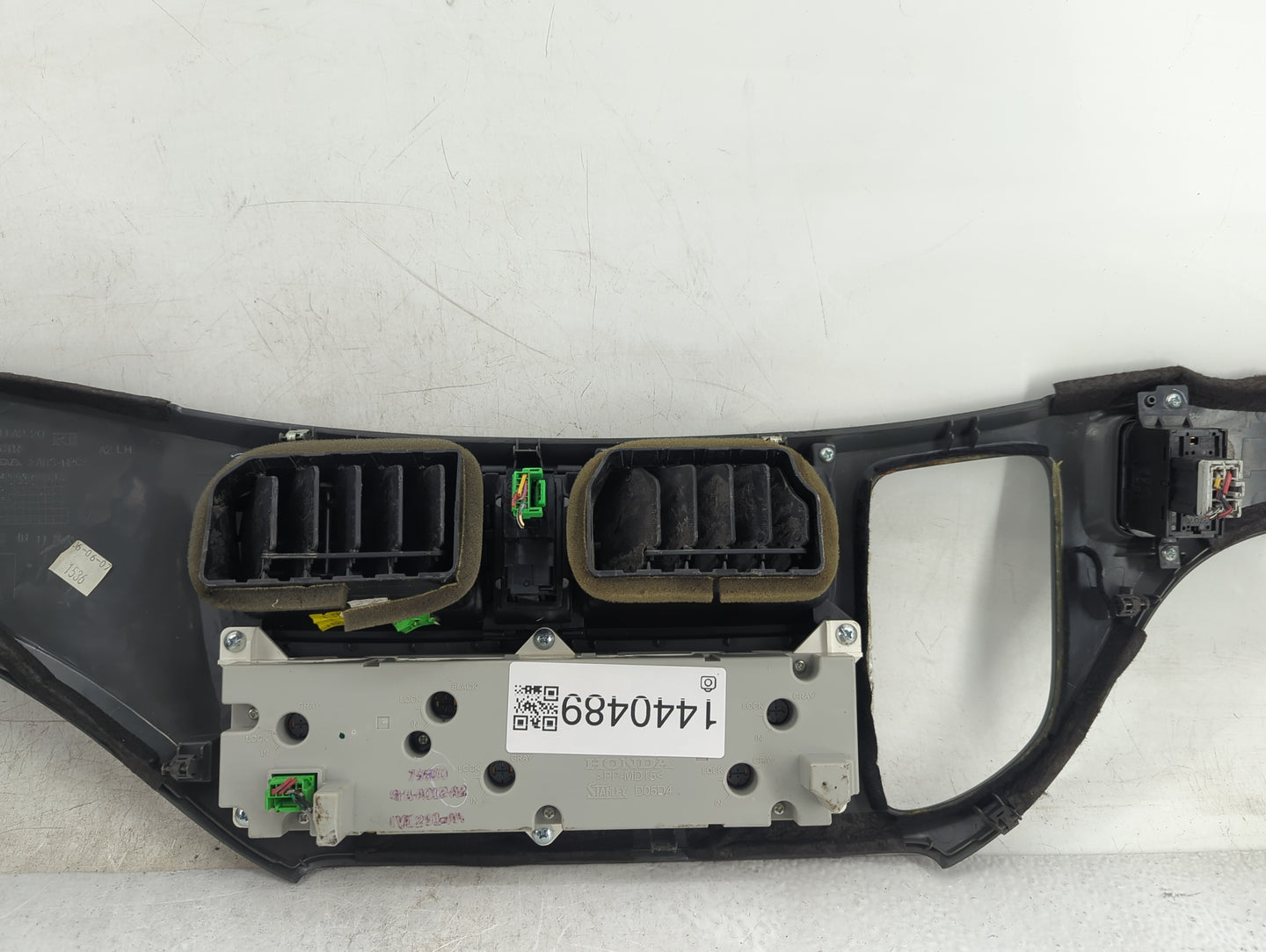 2005-2007 Honda Odyssey Climate Control Module Temperature AC/Heater Replacement Fits Fits 2005 2006 2007 OEM Used Auto Part