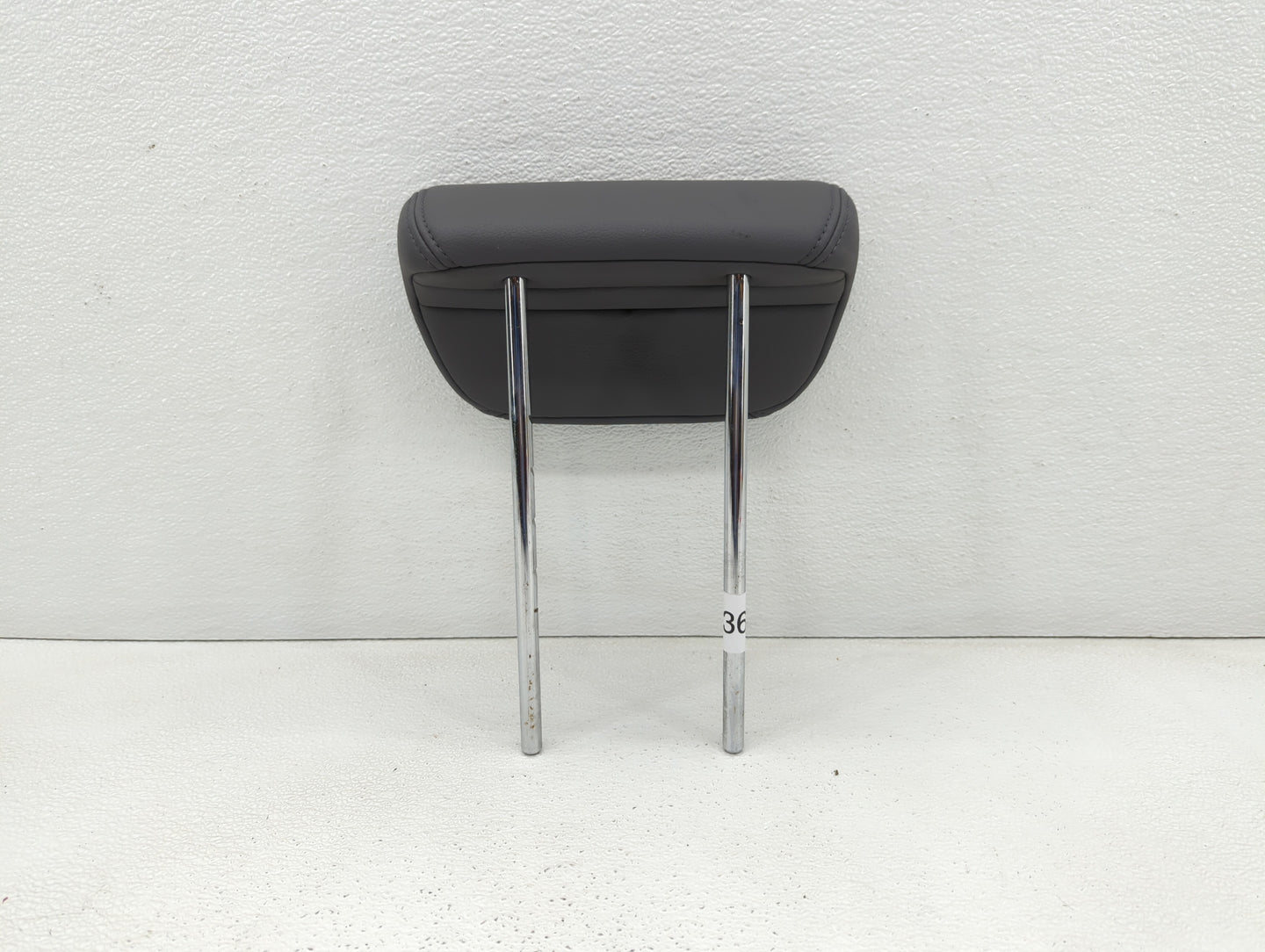2007 Honda Odyssey Headrest Head Rest Rear Center Seat Fits OEM Used Auto Parts - Oemusedautoparts1.com