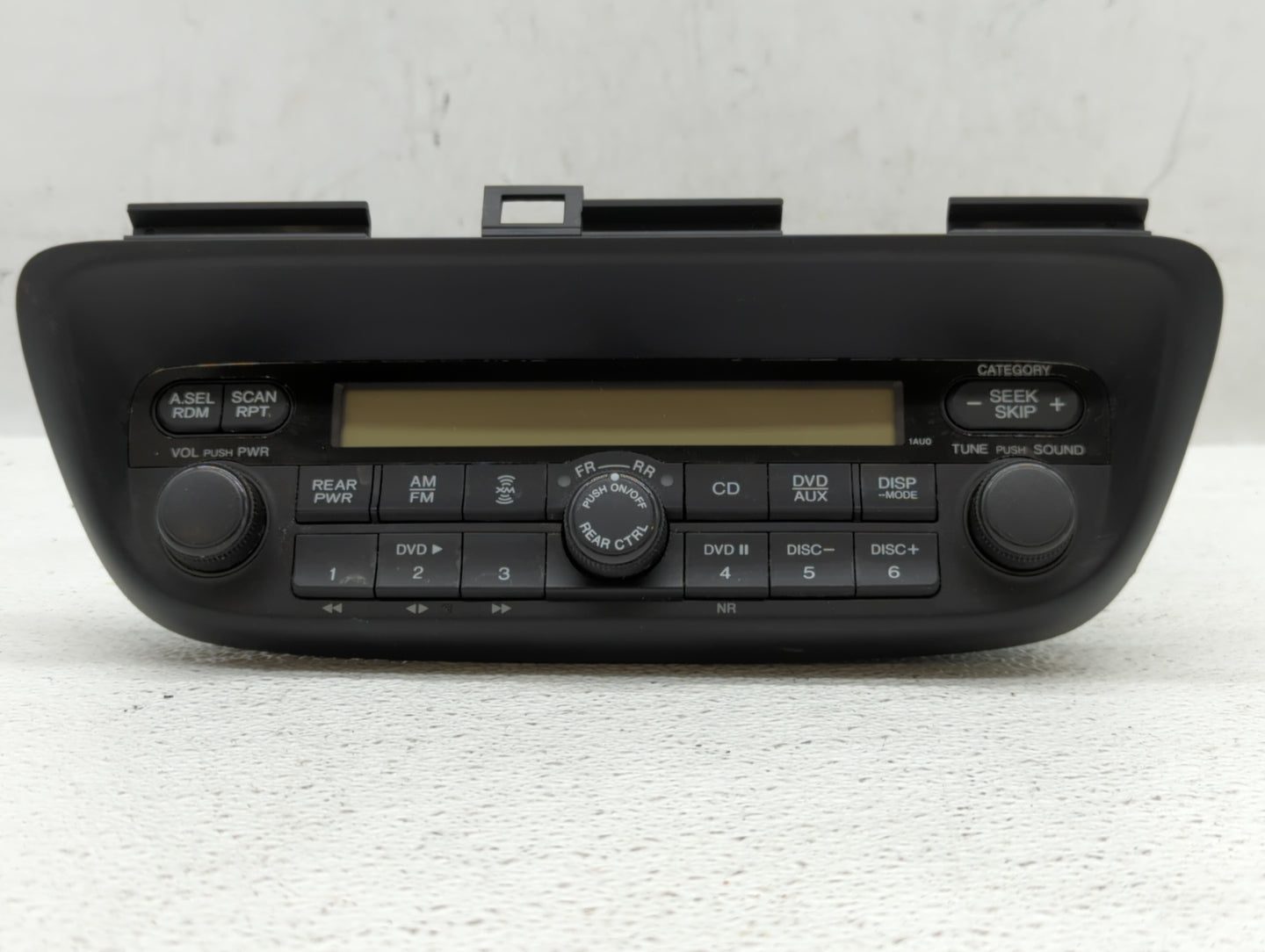 2005-2010 Honda Odyssey Am Fm Cd Player Radio Receiver - Oemusedautoparts1.com