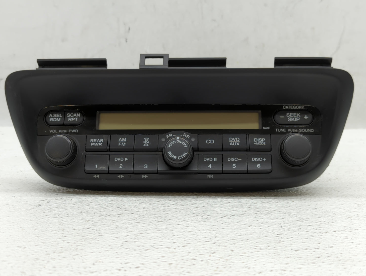 2005-2010 Honda Odyssey Am Fm Cd Player Radio Receiver - Oemusedautoparts1.com