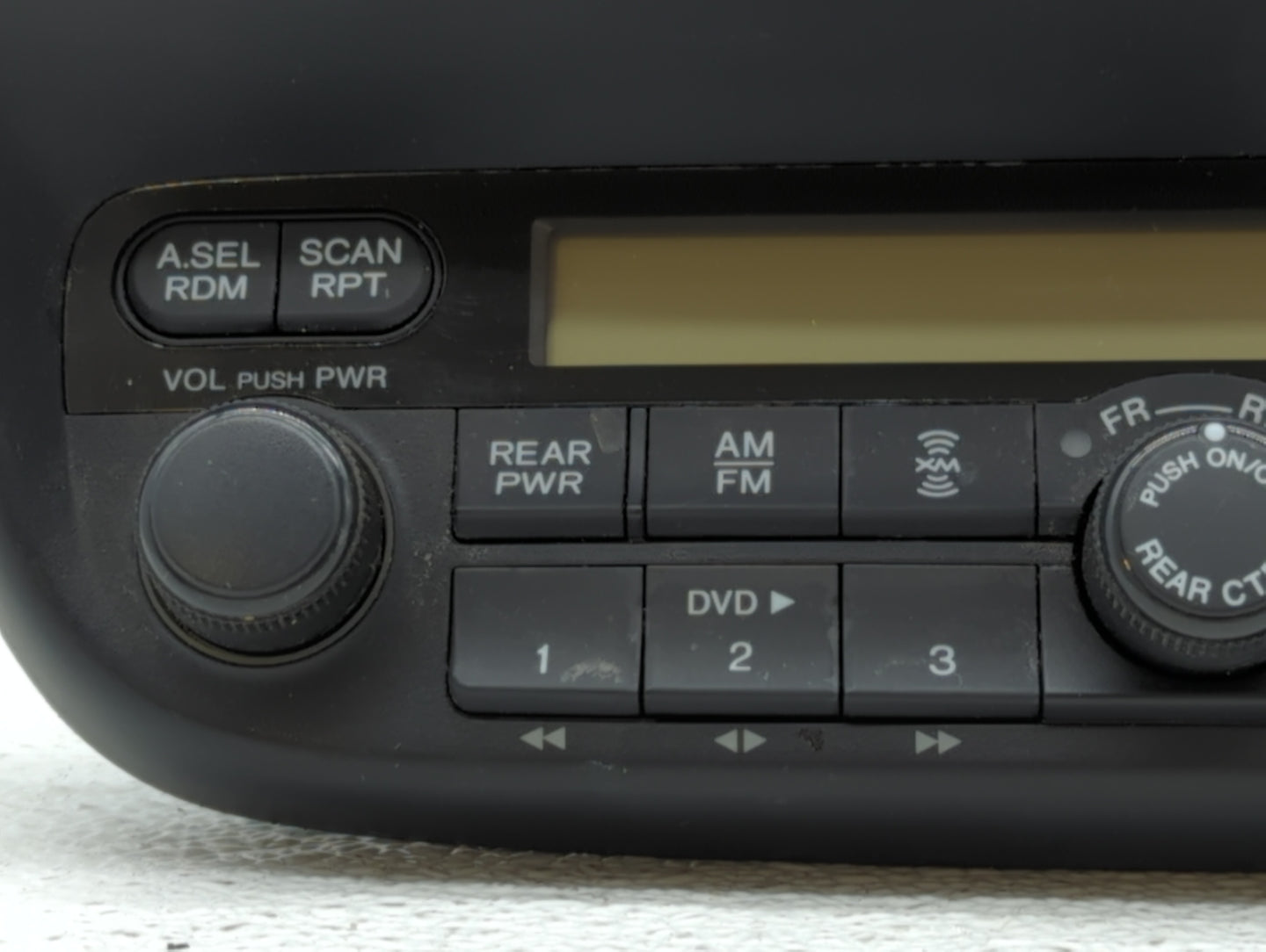 2005-2010 Honda Odyssey Am Fm Cd Player Radio Receiver - Oemusedautoparts1.com