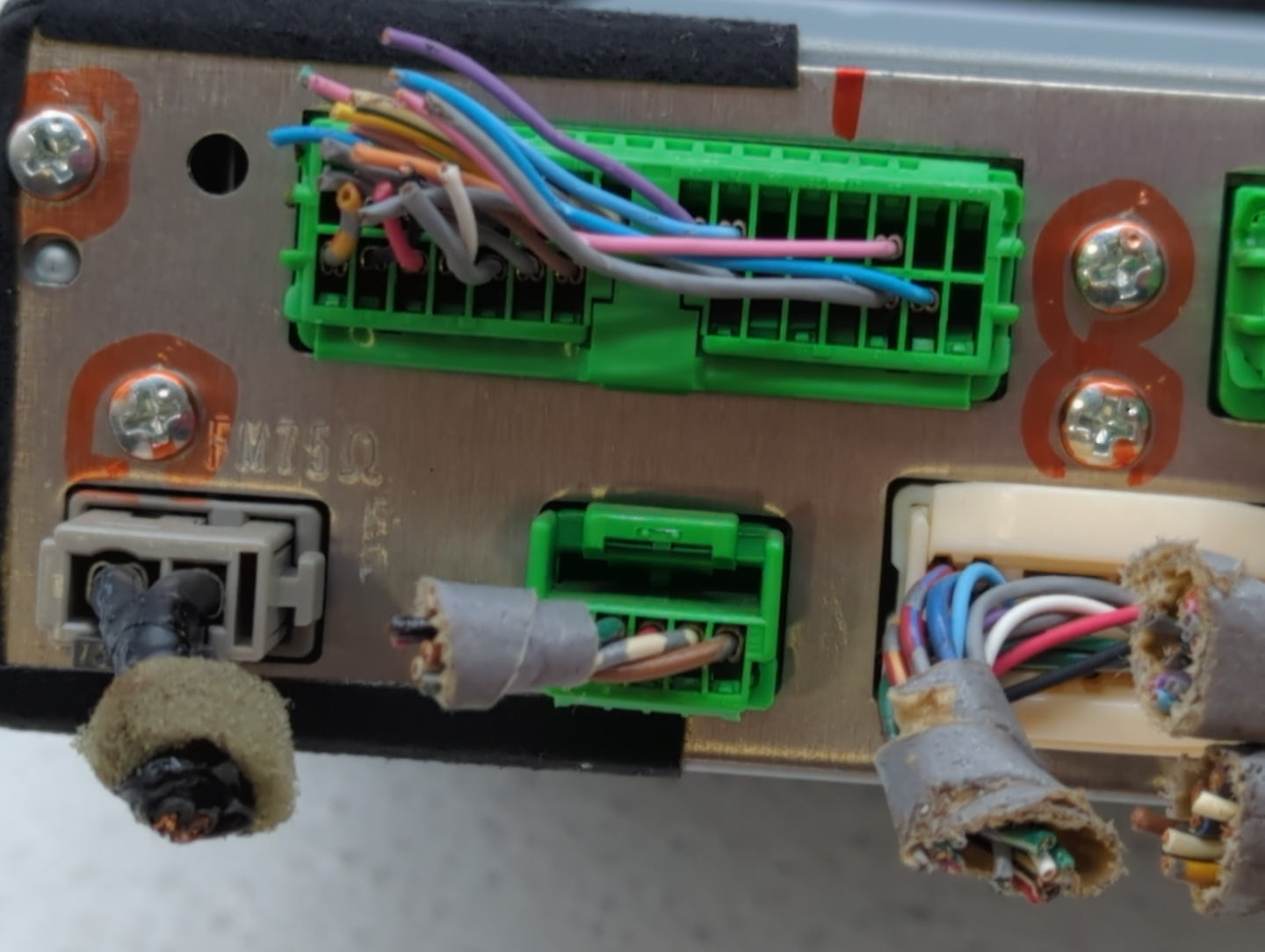 2005-2010 Honda Odyssey Am Fm Cd Player Radio Receiver - Oemusedautoparts1.com