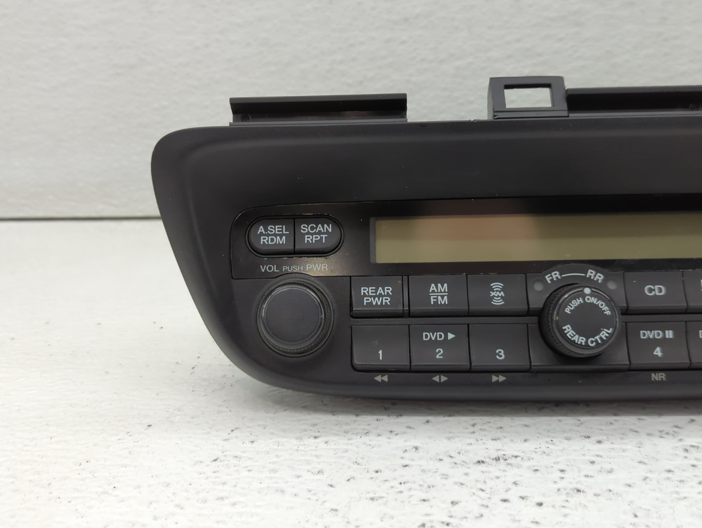 2005-2010 Honda Odyssey Am Fm Cd Player Radio Receiver - Oemusedautoparts1.com