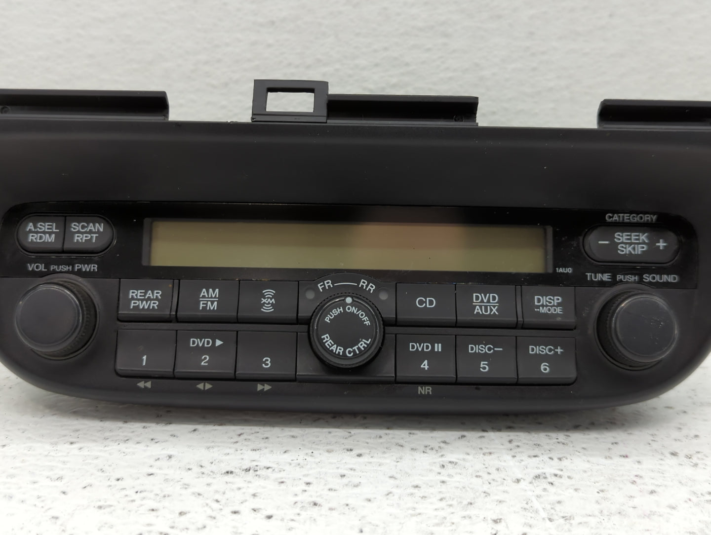 2005-2010 Honda Odyssey Am Fm Cd Player Radio Receiver - Oemusedautoparts1.com
