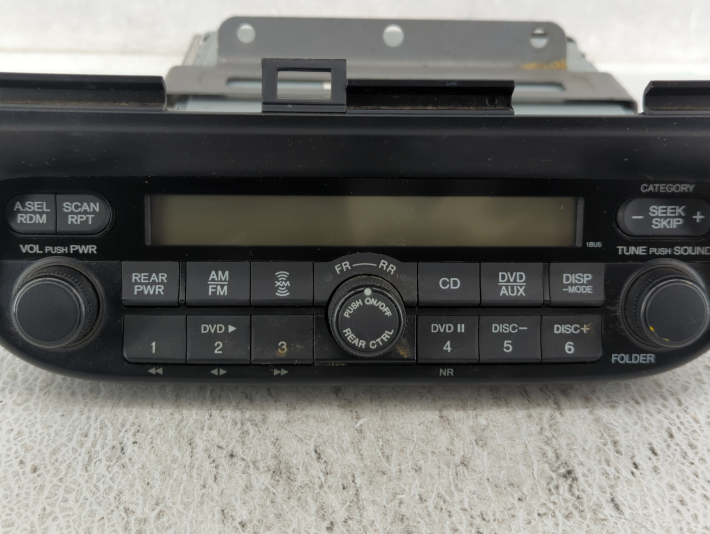 2005-2010 Honda Odyssey Am Fm Cd Player Radio Receiver - Oemusedautoparts1.com