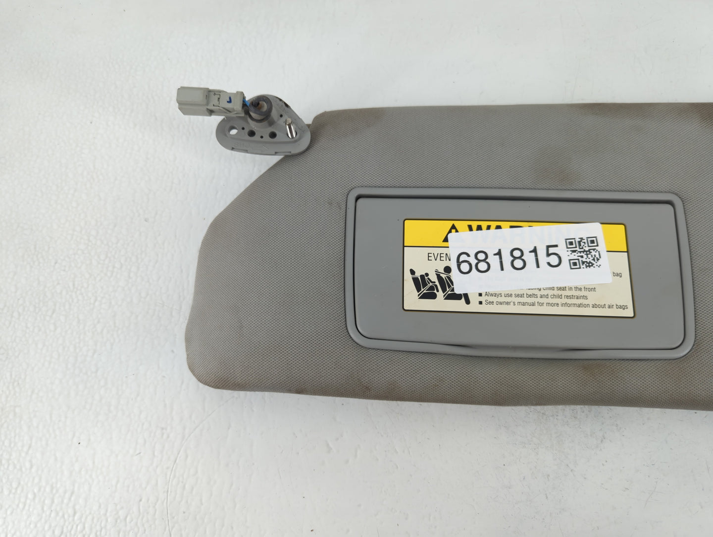 2006-2010 Honda Odyssey Sun Visor Shade Replacement Driver Left Mirror Fits Fits 2006 2007 2008 2009 2010 OEM Used Auto Part
