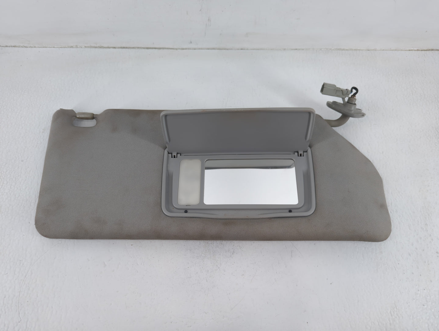 2006-2010 Honda Odyssey Sun Visor Shade Replacement Passenger Right Mirror Fits Fits 2006 2007 2008 2009 2010 OEM Used Auto 