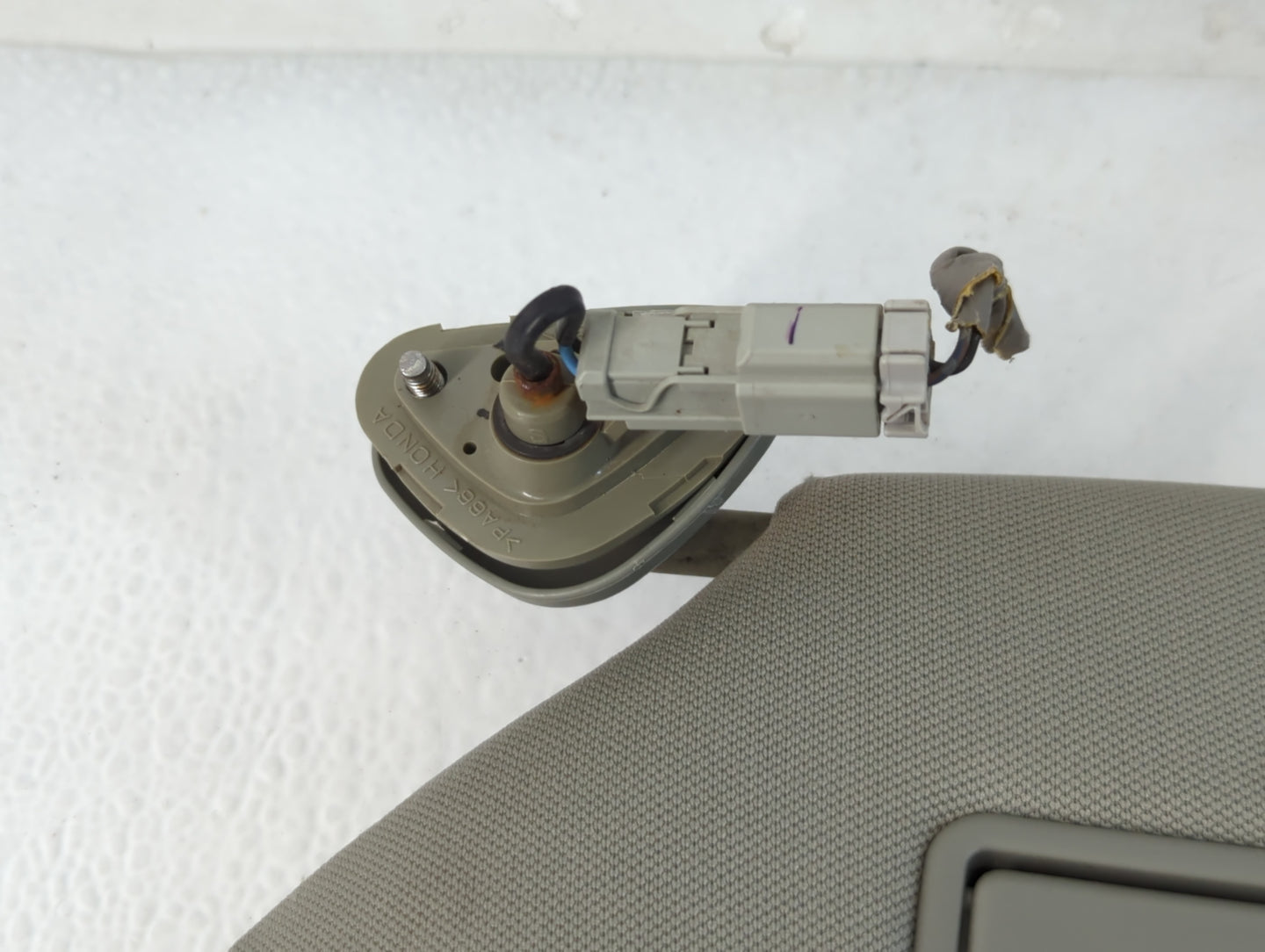 2006-2010 Honda Odyssey Sun Visor Shade Replacement Driver Left Mirror Fits Fits 2006 2007 2008 2009 2010 OEM Used Auto Part