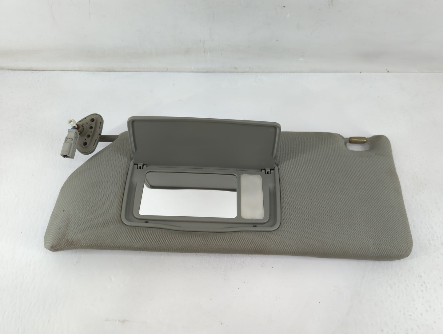 2006-2010 Honda Odyssey Sun Visor Shade Replacement Driver Left Mirror Fits Fits 2006 2007 2008 2009 2010 OEM Used Auto Part