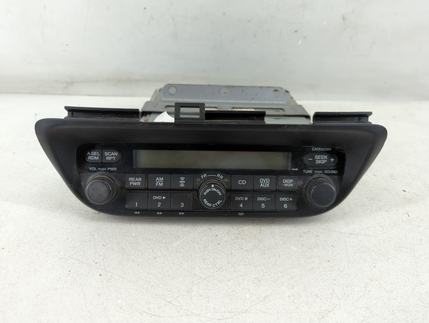 2005-2007 Honda Odyssey Radio AM FM Cd Player Receiver Replacement P/N:39100-SHJ-A800 Fits Fits 2005 2006 2007 OEM Used Auto