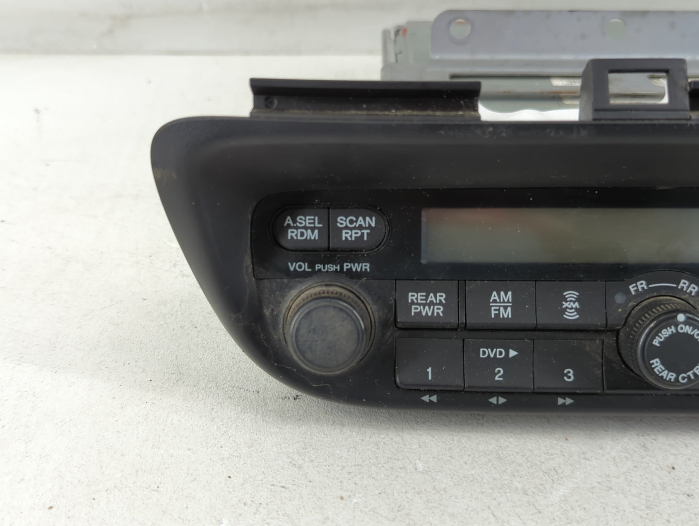 2005-2007 Honda Odyssey Radio AM FM Cd Player Receiver Replacement P/N:39100-SHJ-A800 Fits Fits 2005 2006 2007 OEM Used Auto
