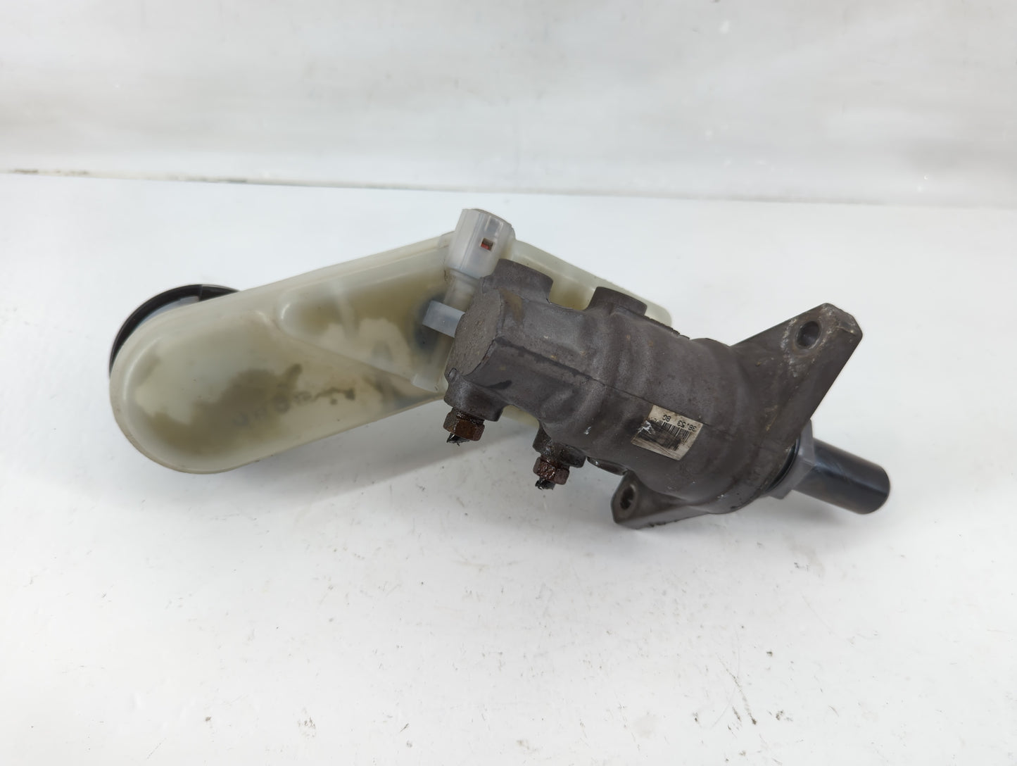 2005-2010 Honda Odyssey Brake Master Cylinder - Oemusedautoparts1.com