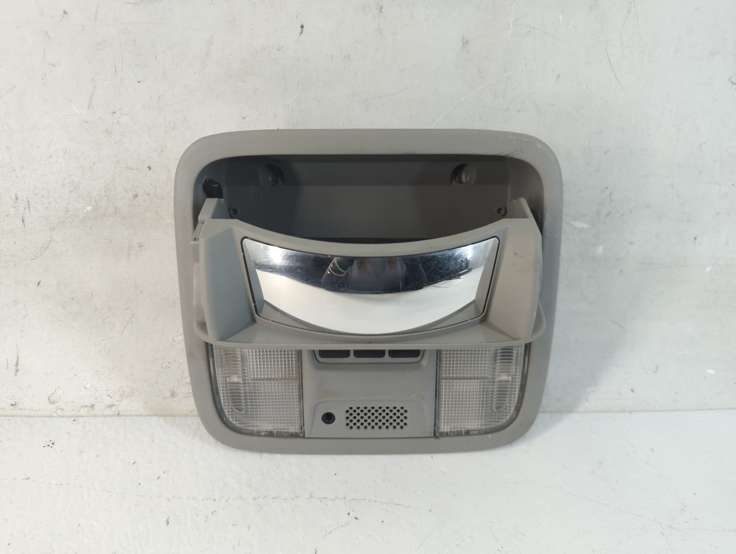2007 Honda Odyssey Overhead Roof Console - Oemusedautoparts1.com