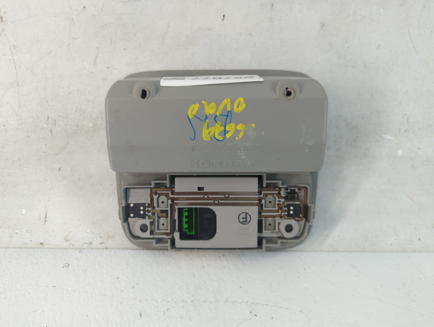 2007 Honda Odyssey Overhead Roof Console - Oemusedautoparts1.com