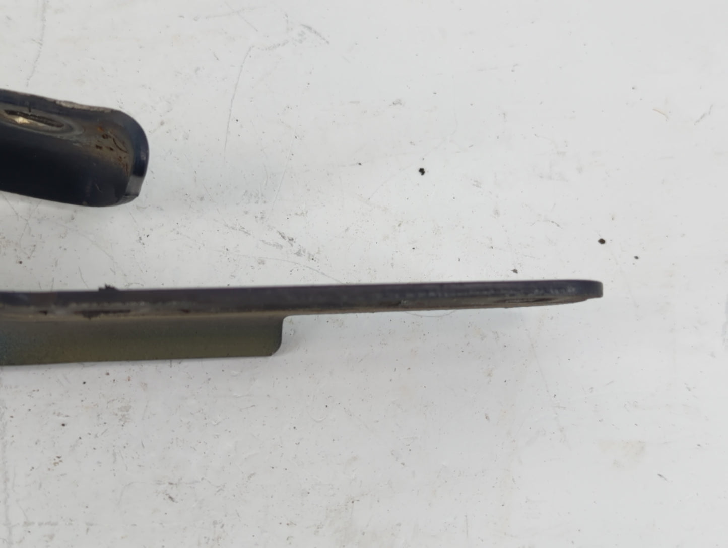 2007 Honda Odyssey Driver Left Hood Hinge 947307 - Oemusedautoparts1.com