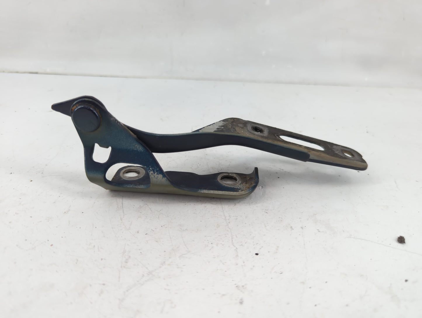 2007 Honda Odyssey Driver Left Hood Hinge - Oemusedautoparts1.com