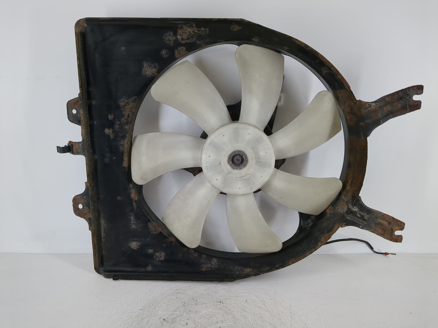 2005-2010 Honda Odyssey Electric Radiator Cooling Fan Motor Assembly Fits Fits 2005 2006 2007 2008 2009 2010 OEM Used Auto P