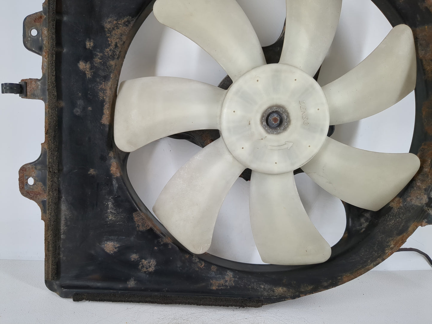 2005-2010 Honda Odyssey Electric Radiator Cooling Fan Motor Assembly Fits Fits 2005 2006 2007 2008 2009 2010 OEM Used Auto P