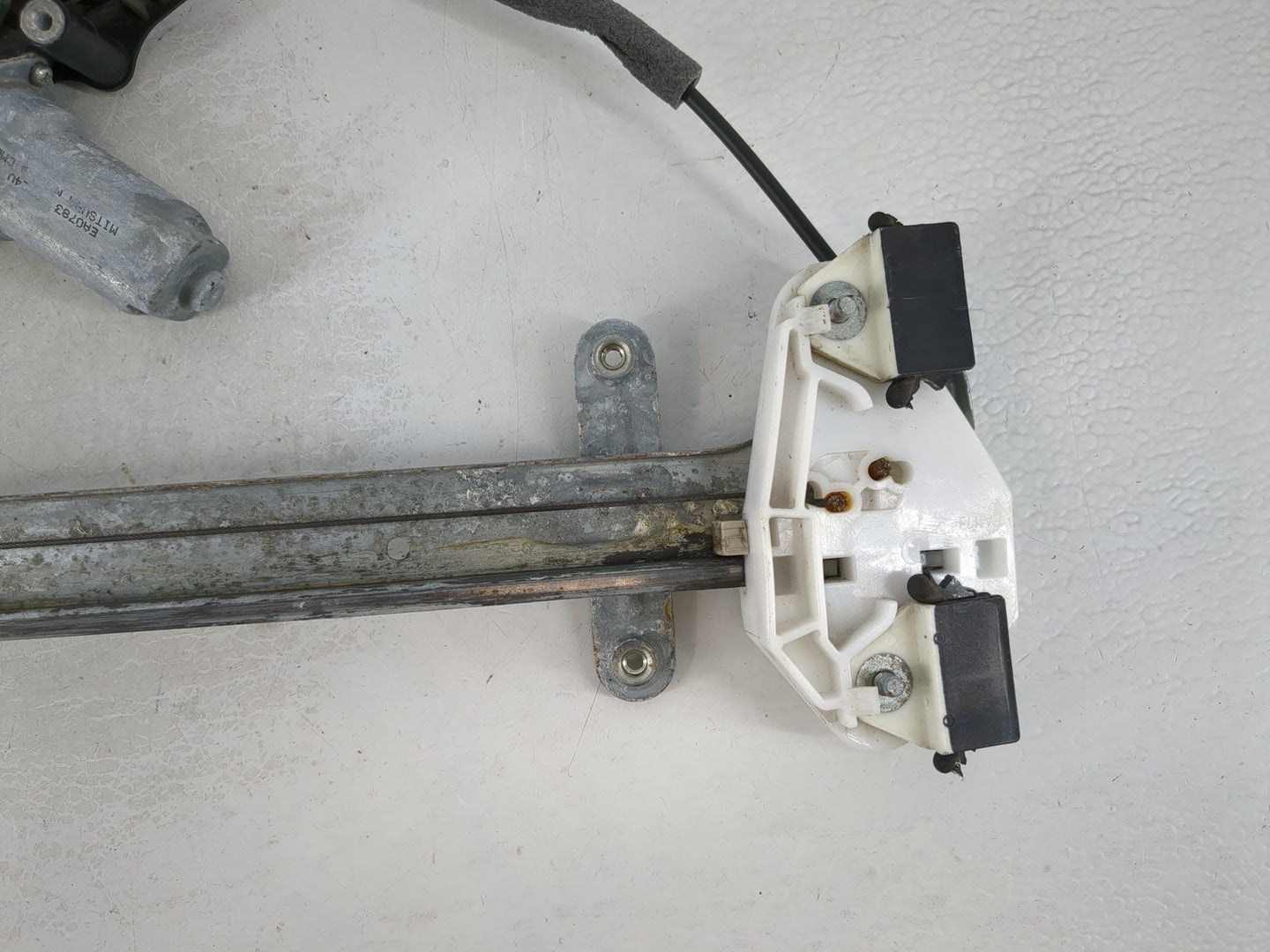 2005-2010 Honda Odyssey Window Regulator Passenger Front - Oemusedautoparts1.com