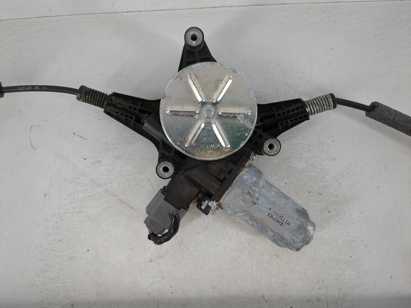 2005-2010 Honda Odyssey Window Regulator Passenger Front - Oemusedautoparts1.com