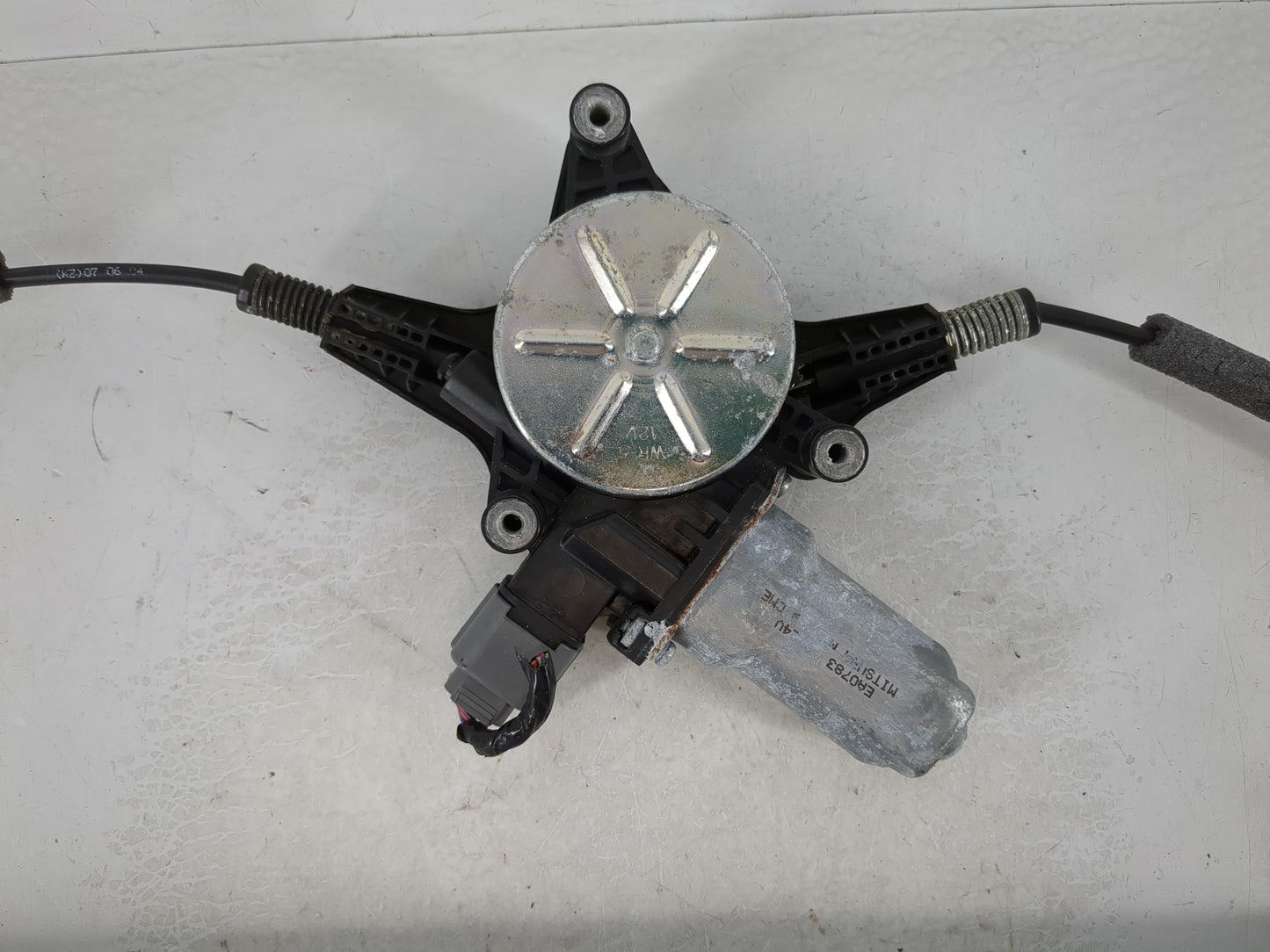 2005-2010 Honda Odyssey Window Regulator Passenger Front - Oemusedautoparts1.com