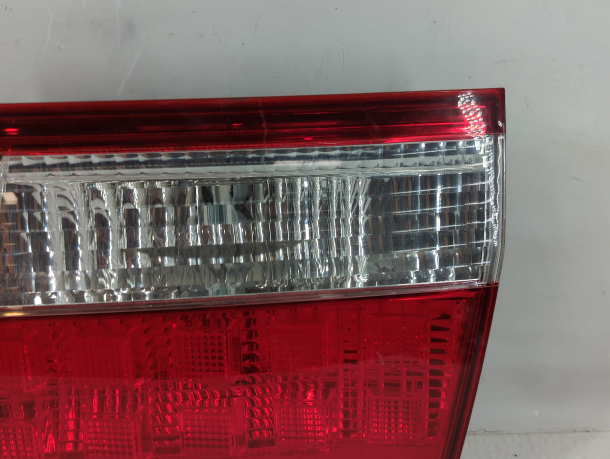 2005-2007 Honda Odyssey Driver Left Side Deck Lid Mounted Tail Light 993528 - Oemusedautoparts1.com